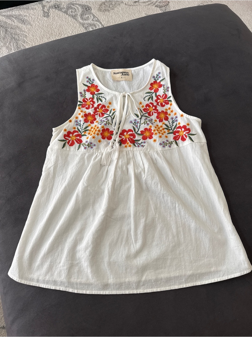 Savanna Jane White Sleeveless Embroidered Floral Top